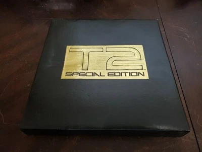 TERMINATOR: T2 Judgement Day Special Edition Laserdisc Gold Logo 3-Disc Set W15 - Image 1 of 4