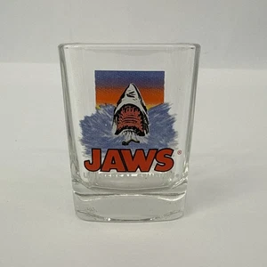 Vintage Jaws Square Schnapsglas von Universal Studios USA Jaws Film Hai sehr guter Zustand - Bild 1 von 12