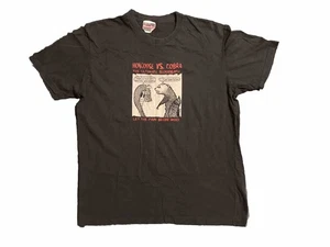 Vintage 2000’s Artist Roman Dirge Mongoose vs Cobra Y2K Shirt - Men’s Size XL - Picture 1 of 5