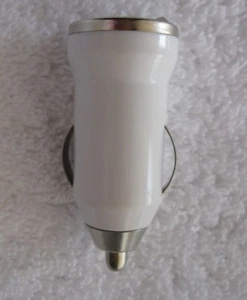 New,12v car USB adapter cigarette lighter socket,USB power plug cellphone,1 port - Picture 1 of 3