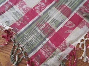 New Cranberry/Green Plaid Tablecloth 60 x 60 Primitive Artisan Inc - Fruit - Imagen 1 de 5