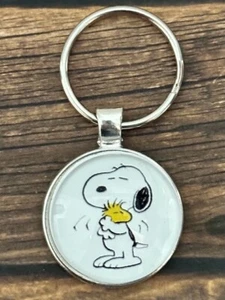 Key Chain Backpack Tag Snoopy Hug Charlie Brown Peanuts Yellow Woodstock RTS - Picture 1 of 1