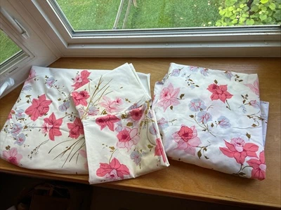 Vintage Maritex Twin Sheet Set Pink Floral Print Flat Fitted And 2 Pillowcases - Image 1 of 4
