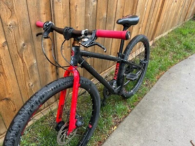 Bicicleta para niños (para edades 7-12) - ¡buen estado! Foto 1 de 3