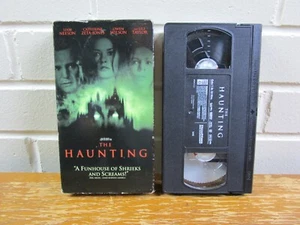 The Haunting VHS tape 1999 Dreamworks ~Horror ~ starring Liam Neeson Hill House - Picture 1 of 7