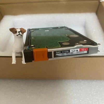 EMC D4-2S10-1200 005053152 005053153 1.2TB 10K SAS unit hard disk - Image 1 of 4