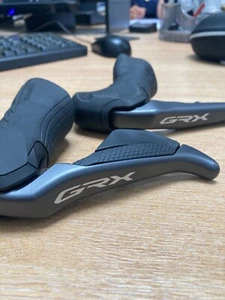 Shimano GRX Di2 ST-RX815 STI/Brake Lever - Hydraulic - Pair - Picture 1 of 6