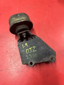 Volkswagen Transporter T4 1.9 2.4 Gearbox Engine Mount VW - Picture 1 of 17