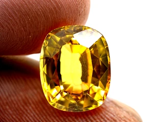 Natural Flawless Yellow Mali Garnet 7.70 Ct Cushion Cut Certified Loose Gemstone - Picture 1 of 6