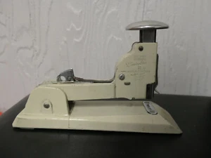 Vintage Swingline NO. 13 Heavy Duty Stapler Heavy Beige Metal Made in USA - Picture 1 of 9