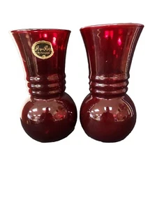 PAIR VINTAGE 1950's ANCHOR HOCKING ROYAL RUBY RED RIBBED FLARED ART DECO VASES - Picture 1 of 7