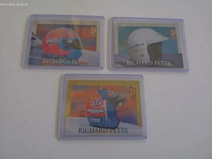 (3) Richard Petty 1995 Press Pass Helm Serie H7/9, H8/9, H9/9 - Bild 1 von 2
