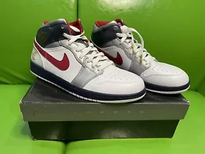 Size 10 Nike Air Jordan 1 Retro Olympic USA 2008 BRAND NEW StockX Verified - Picture 1 of 14