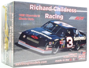 Salvinos JR Modelos "Goodwrench" Dale Earnhardt 1989 Monte Carlo Kit Modelo 1/24 - Imagen 1 de 4