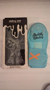 Absolutely Ridiculous Mint Dipped Ice Cream Sliding Mitt Brand New🔥🔥 - Picture 1 of 2