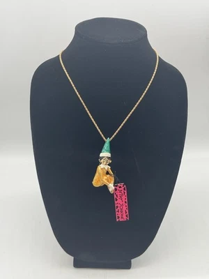 Betsy Johnson Navidad Elfo Vacaciones Pendaant Cadena Collar Elfo Amarillo Foto 1 de 4
