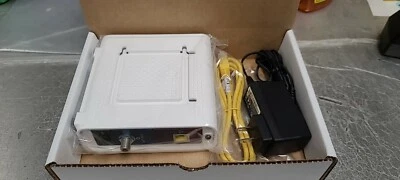 ARRIS Surfboard SB6190 - 32x8 Docsis 3.0 Cable Modem - White - Image 1 of 4