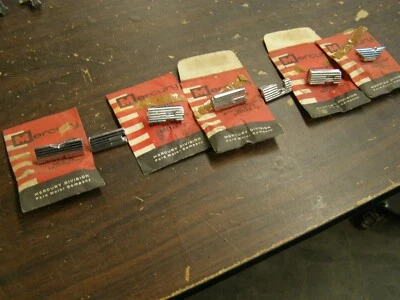 Nuevo de Lote Original 1957 Mercurio Cuarto Panel Letras Emblemas Adornos Montclair Monterey Foto 1 de 4