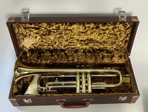 Huttl Bb Trompete Line 800 Made In German Blasinstrument Yamaha Mundstück - Bild 1 von 21