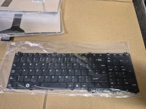 P/N C650-UK MB360-005 keyboard - Picture 1 of 6