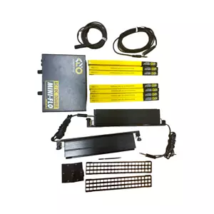 KINO FLO MINI FLO KIT Complete in Custom Pelican Case - Picture 1 of 3