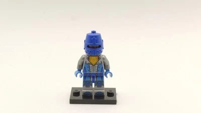 LEGO Nexo Knights Royal Soldier / King's Guard Minifigure - Image 1 of 2