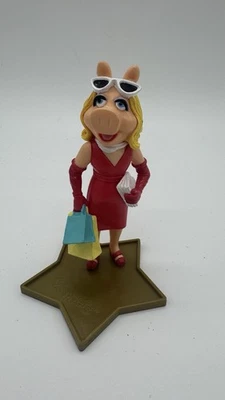 Vintage Muppets Take Hollywood ,Jack In The Box Kids  Meal 2003. miss Piggy - Image 1 of 3
