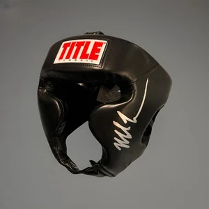 Mike Tyson Signed Title Classic Boxing Head Gear Beckett & Fitterman - Picture 1 of 6