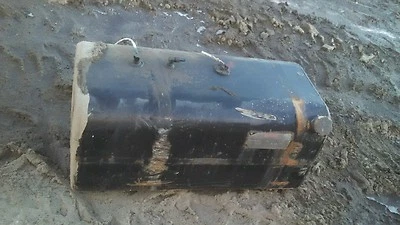 Fl60 fl70 fl80 freightliner fuel tank gas tank 45 gallons . email for shipping $ Foto 1 de 2
