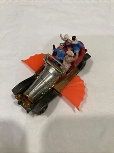 CORGI Chitty Chitty Bang Bang 1:64 Diecast Car With Wings - Picture 1 of 7