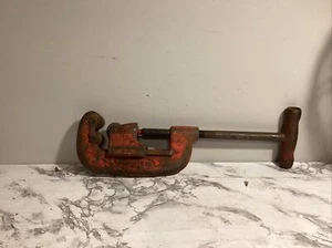 REED MFG CO 2-1 Pipe Cutter Cuts 1/8 - 2" pipe Made In USA HIGH quality - Picture 1 of 3