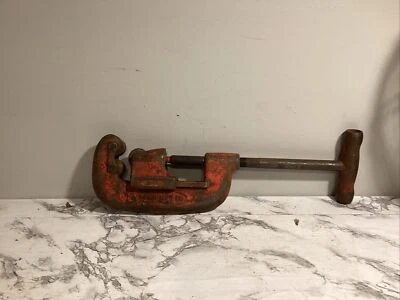 REED MFG CO 2-1  Pipe Cutter Cuts 1/8 - 2" pipe Made In USA HIGH quality - Image 1 of 3