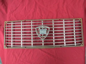 Lancia APPIA III Serie - Kühlergrill mit Lancia Wappen - Bild 1 von 11