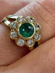 Vintage 18K Gold French Emerald Diamond Daisy Flower Ring 5 Gr Beautiful - Picture 1 of 7