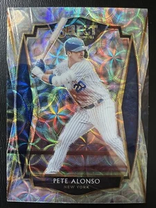 2021 Panini Select Premier Level Pete Alonso Groove Refractor #176 New York Mets - Picture 1 of 2