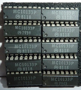 10 Motorola MC10133P IC's - Picture 1 of 1
