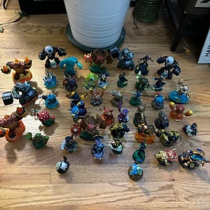 Skylanders LotS - Spielfiguren, MIX LOTS - Bild 1 von 9