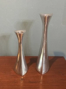 CANDELABROS METÁLICOS CÓNICOS TRI-ESQUINA VINTAGE MCM NAMBE 595 y 596 *leer* - Imagen 1 de 12