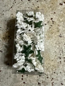 NIB Recollections Celebrate It Paper Flowers - WHITE ROSES - Picture 1 of 2