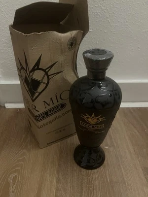 Tequila Amor mio 100% Agave - Photo 1/4