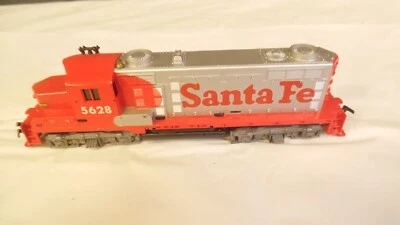 Tyco Santa Fe 5628 Ho motor diésel funciona bien Foto 1 de 4