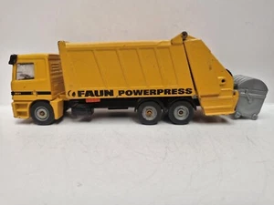 Siku Super Series Mercedes Actros Garbage Truck 1:55 die cast unboxed used cond - Picture 1 of 10