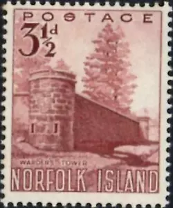 Norfolk Islands 1953 3.5d Brown-Lake - Warders Tower SG.13 Mint (Hinged) - Picture 1 of 2