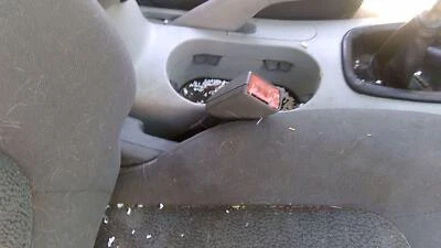 2005-2007 Kia Spectra passageiro dianteiro direito cinto de segurança fivela receptor cinza Gw - Imagem 1 de 4