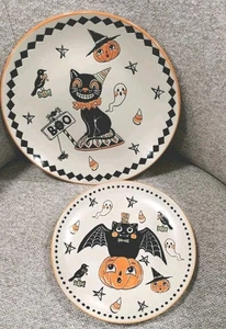 Eli + Ana 8 pcs CREEP SHOW DINNER & SALAD PLATES Retro Halloween Black Cat NEW - Picture 1 of 10