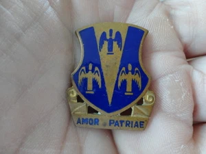 WWII 63rd Anti-Aircraft Artillery BN Pinback DI / NHM - Picture 1 of 2