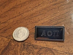 Alpha Omicron Pi rechteckige Anstecknadel 1 1/2" breit - Bild 1 von 2