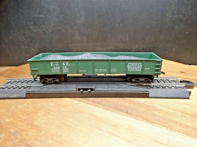 TYCO HO Scale 401' Chicago Outer Belt E.J.&E. 34079 Gondola with Coal Load - Image 1 of 4