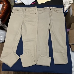 Girls Khaki School Uniform Shorts Size 7/10 Lot Of 2 - Picture 1 of 5