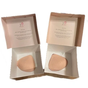 ABC Breast Form 10270 Blush Triangolo Schiena Fluibile Entrambi Taglia 4 Coppia Mastectomia - Foto 1 di 13